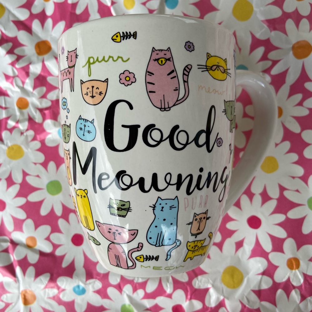 Adorable cat mug for any cat lover. New. Cute pattern that says good meowing
